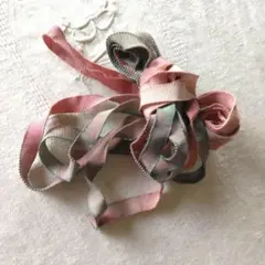 ④【4.6m】　淡ローズと淡赤茶ローズと深緑斑染のペタシャムリボン