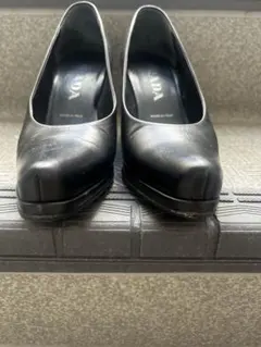 PRADA ブラックレザーヒール 10cm サイズ35のサムネイル