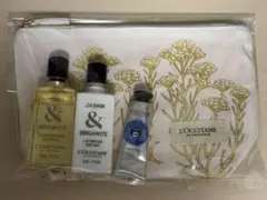 ロクシタン　シャワージェル＆ボディミルク50ml　ハンドクリーム10ml　ポーチ