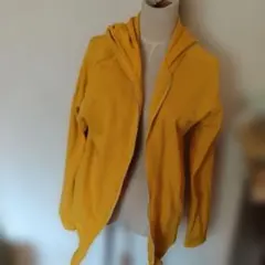 COMME CA ISM イエロー フード付きパーカー