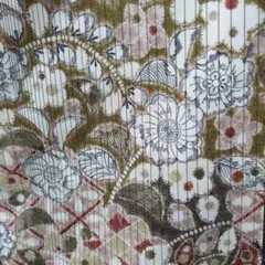 新品　叩き染め大島紬グレー地に辻が花　八掛も辻が花縞織り　身丈162cm