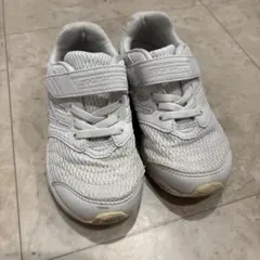 瞬足スクールシューズ　18cm