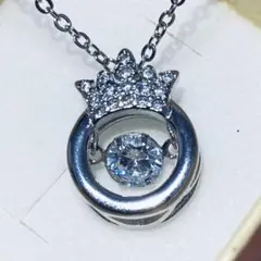 モアサナイト　ダンシングストーン　シルバー925 円形クリスタルネックレス