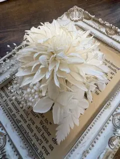 ホワイト ドライフラワー コサージュ