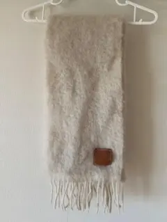 ホワイト マフラー