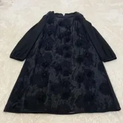トゥービーシック サイズ46 大きい ワンピース 花柄 モチーフ ビジュー 黒