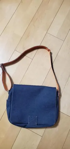 ショルダーバッグ　デニム