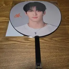 TXT トゥバ MOA CON JAPAN モアコン スビン うちわ ピケット - メルカリ