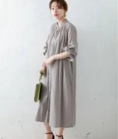 【美品】サニーレーベル　コットン　ギャザーロングワンピース　グレー