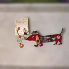 新品人気カラフルな犬のブローチとサーカスピアスセットあさって終了