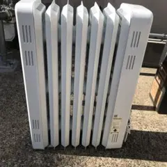 【美品】Dimplex オイルヒーター　ホワイトのサムネイル