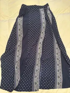 GLOBAL WORK ロングスカート ペイズリー柄 ネイビー