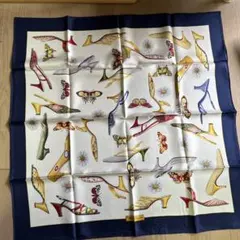 Salvatore Ferragamo シルクスカーフ 靴と蝶の柄