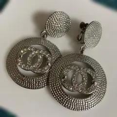 ビンテージ　イヤリング　大ぶり　ビジュー　レトロアクセサリー