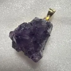アメジスト　クラスター　ペンダントトップ　ゴールド色　パワーストーン　天然石