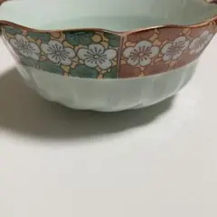 有田焼 薄い青色 八角形皿 花柄