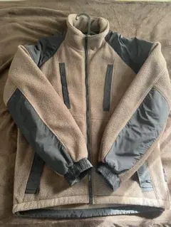 Woolrich フリースジャケット ベージュ・グレー