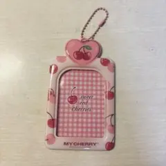 チェリー トレカケース 韓国雑貨 B8サイズ