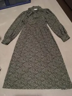 ジャイロ　花柄長袖マキシワンピース