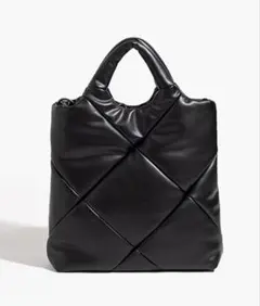 【新品タグ付き】YAHKI ヤーキ　フェイクレザー　キルティング トートバッグ