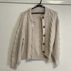 GU ベージュ ケーブルニット カーディガン M