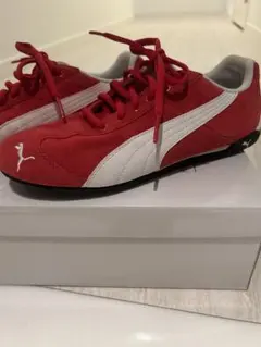 Puma レッド スエード スニーカーのサムネイル