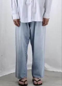 極美品】 comoli 23ss ブリーチデニムパンツ 廃盤 - メルカリ