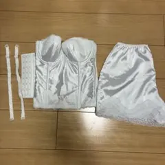 Triumph　ブライダルインナー セットD65