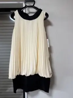 CECIL McBEE アイボリープリーツパーティードレス新品
