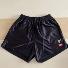VICTAS 黒 ショートパンツ M