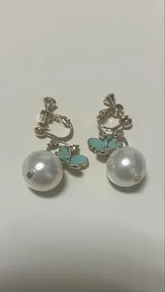 花モチーフ パール イヤリング