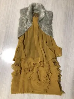 パーティードレス　　膝丈