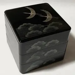 重箱　三段重　黒塗り　鶴　松　おせち　お正月　お手軽