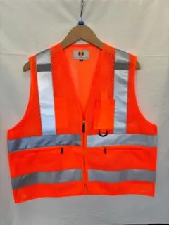 Item thumbnail for item 03834600-6112-424e-9eed-f0e93b8019c8