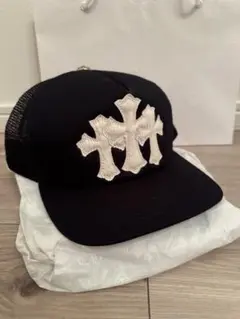 新品未使用　CHROME HEARTS クロス刺繍トラッカーキャップ