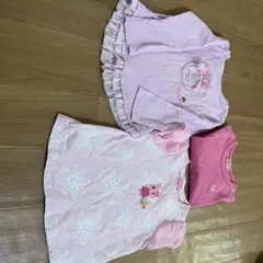 ピンクの花柄ウサギTシャツ