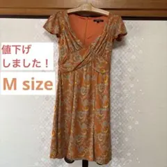 オレンジ花柄半袖ワンピースのサムネイル