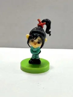 ヴァネロペ フィギュア チョコエッグ ディズニー