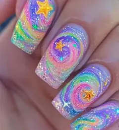 カラフルな星と渦巻きネイルチップセット