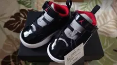 ナイキ　ジョーダンマックスオーラ2 Jordan ベビー ブラック/レッド 新品