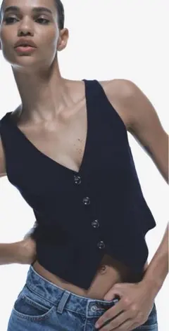 ZARAニットベスト
