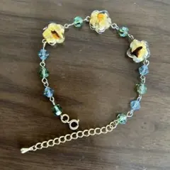 花モチーフ ビーズ ブレスレット