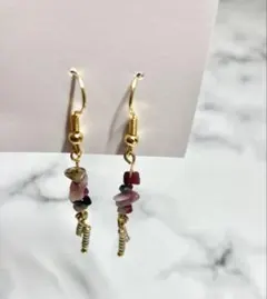ピアス　トルマリン　揺れる　可愛い