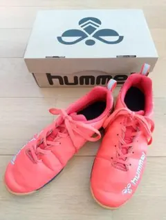 ★期間限定お値下げ★ hummel フットサルシューズ 24cmのサムネイル