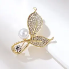 お洒落♡　アクセサリー　コサージュ　ブローチ　ゴールド　パール　ストーン