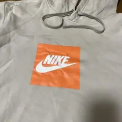 【古着】NIKE ナイキ　パーカー　ワンポイントロゴ