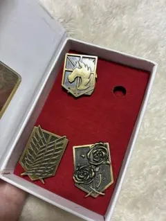 進撃の巨人 調査兵団 ピンズ　3種セット