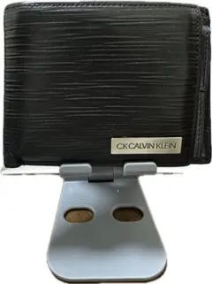 CK CALVIN KLEIN ブラック二つ折り財布