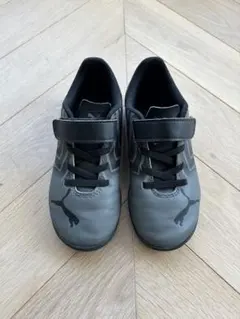 PUMA ベルクロ子供サッカータクト II TT V JR 106707 再出品