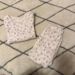 モイモルン　セットアップ　ベビー　パジャマ